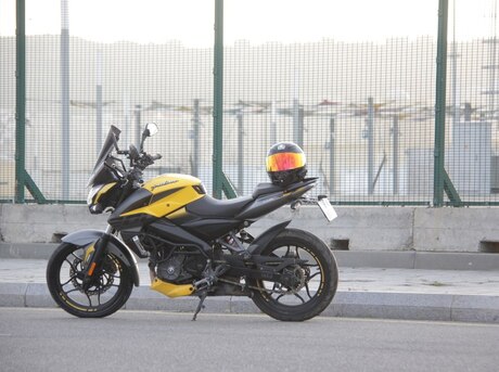 Bajaj Pulsar NS 200