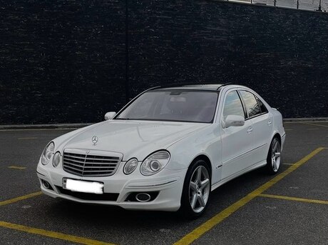 Mercedes E 220