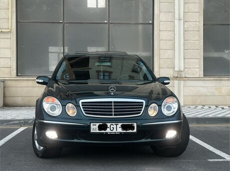 Mercedes E 220