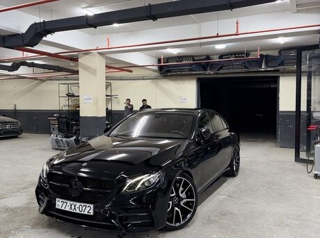Mercedes E 300