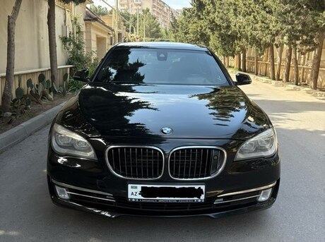 BMW 750