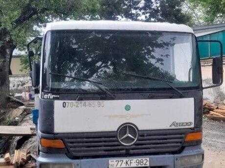 Mercedes Atego 817