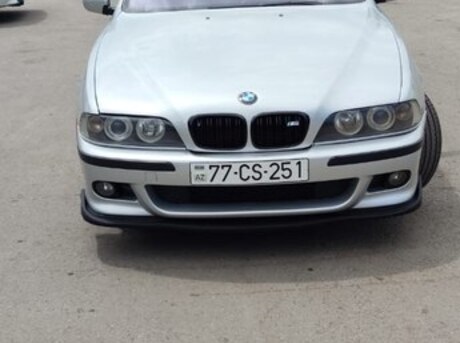 BMW 528