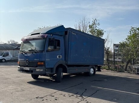 Mercedes Atego 815