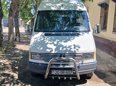 Mercedes Sprinter 312