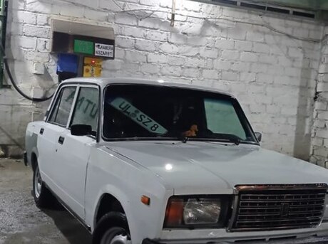 LADA (VAZ) 2107
