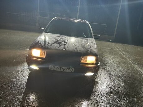 Mercedes C 200