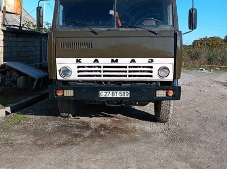 KamAz 53212