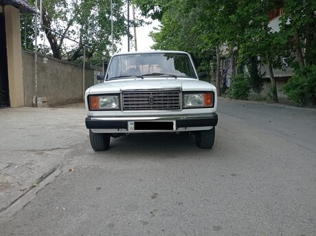LADA (VAZ) 2107