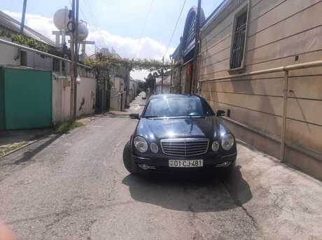 Mercedes E 320