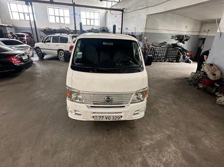 Nissan Urvan
