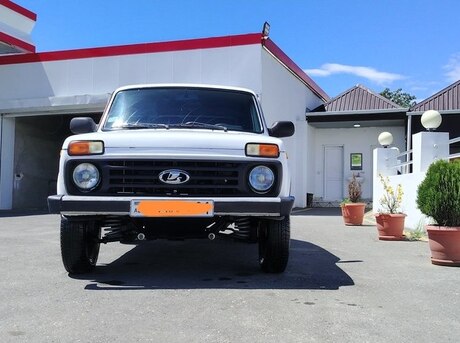 LADA (VAZ) Niva