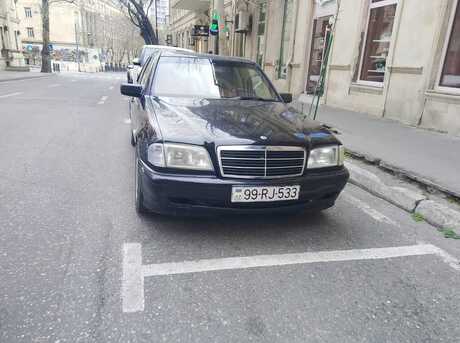 Mercedes C 180