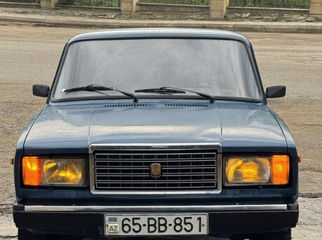 LADA (VAZ) 2107