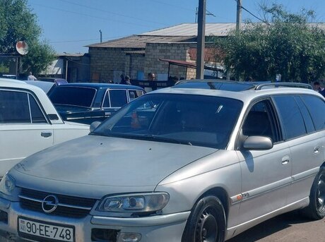 Opel Omega
