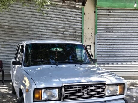 LADA (VAZ) 2107