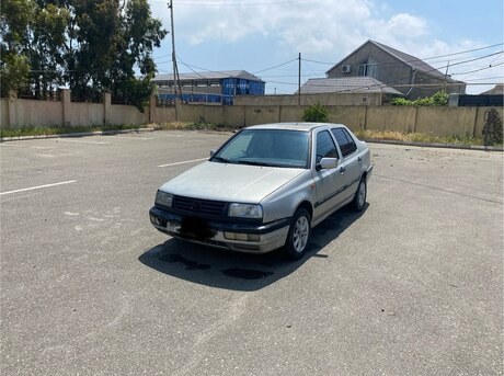 Volkswagen Vento