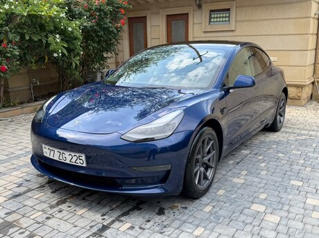 Tesla Model 3 2023