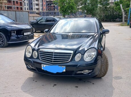Mercedes E 220