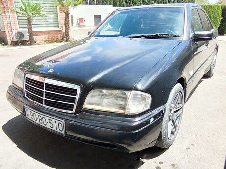 Mercedes C 180