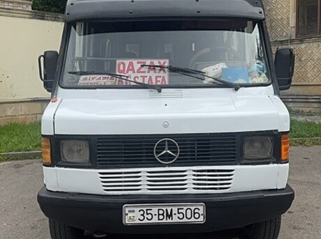 Mercedes 208 D