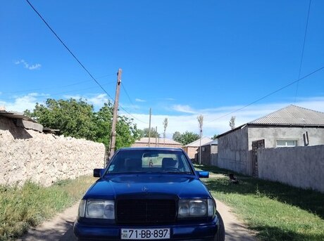 Mercedes 200 D
