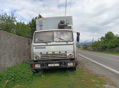 KamAz 53212