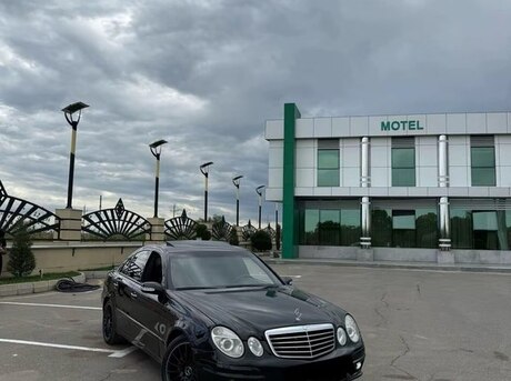 Mercedes E 320