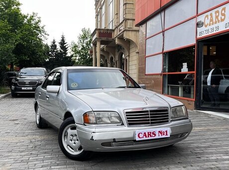 Mercedes C 250