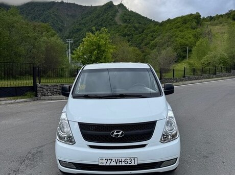 Hyundai H-1