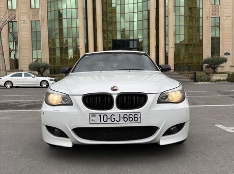 BMW 525