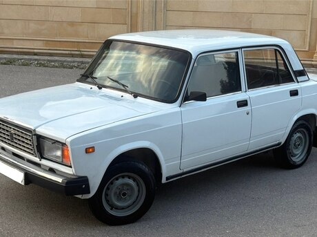 LADA (VAZ) 2107
