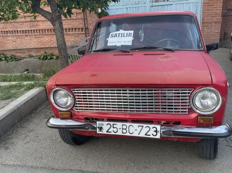 LADA (VAZ) 21011