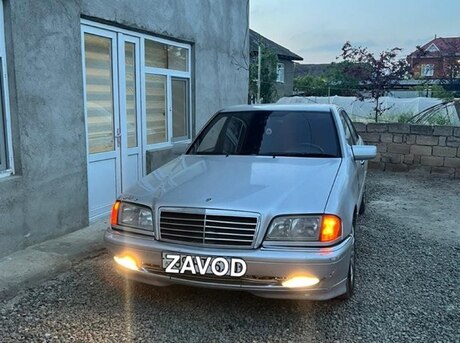 Mercedes C 220