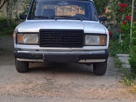 LADA (VAZ) 2107