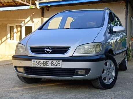 Opel Zafira