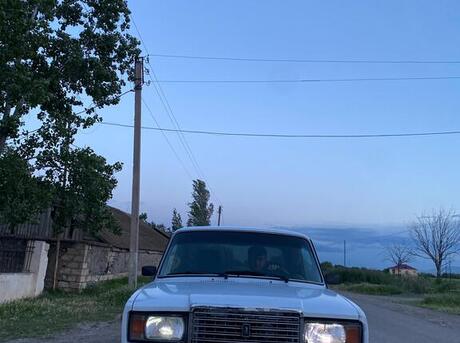 LADA (VAZ) 2107