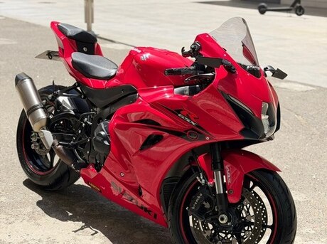Suzuki GSX-R 1000
