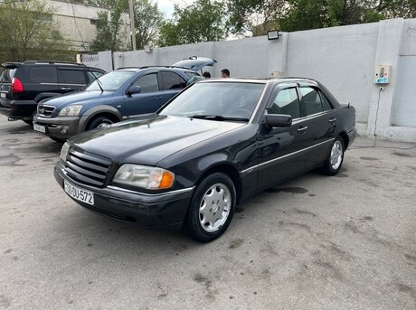 Mercedes C 180