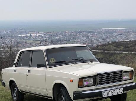 LADA (VAZ) 2107