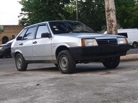 LADA (VAZ) 2109