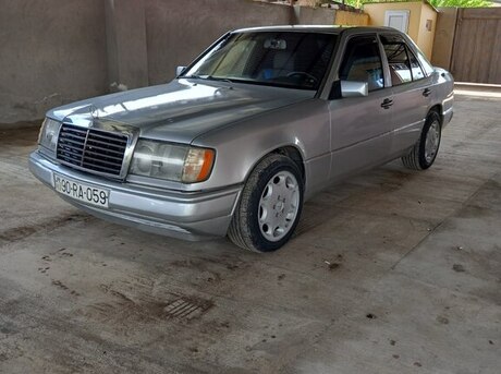 Mercedes 300 E