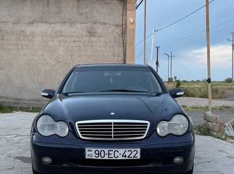 Mercedes C 240
