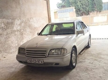 Mercedes C 180