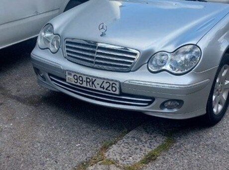 Mercedes C 220