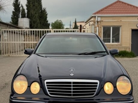 Mercedes E 270