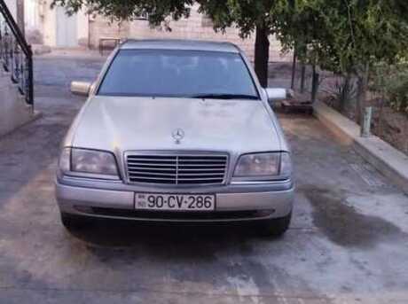 Mercedes C 220