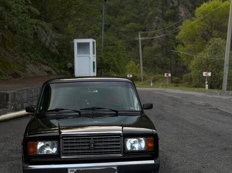 LADA (VAZ) 2107