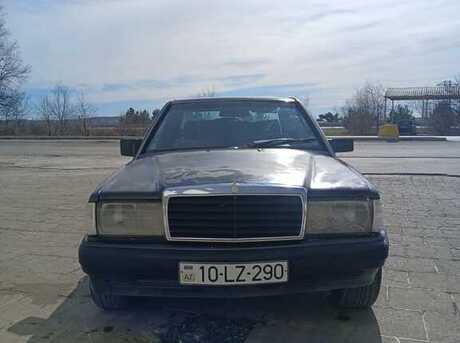 Mercedes 190