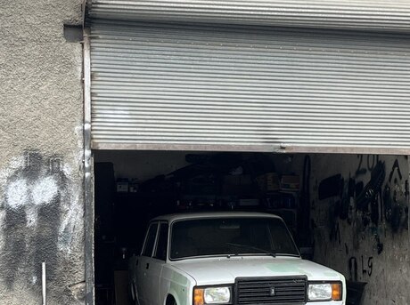LADA (VAZ) 2107